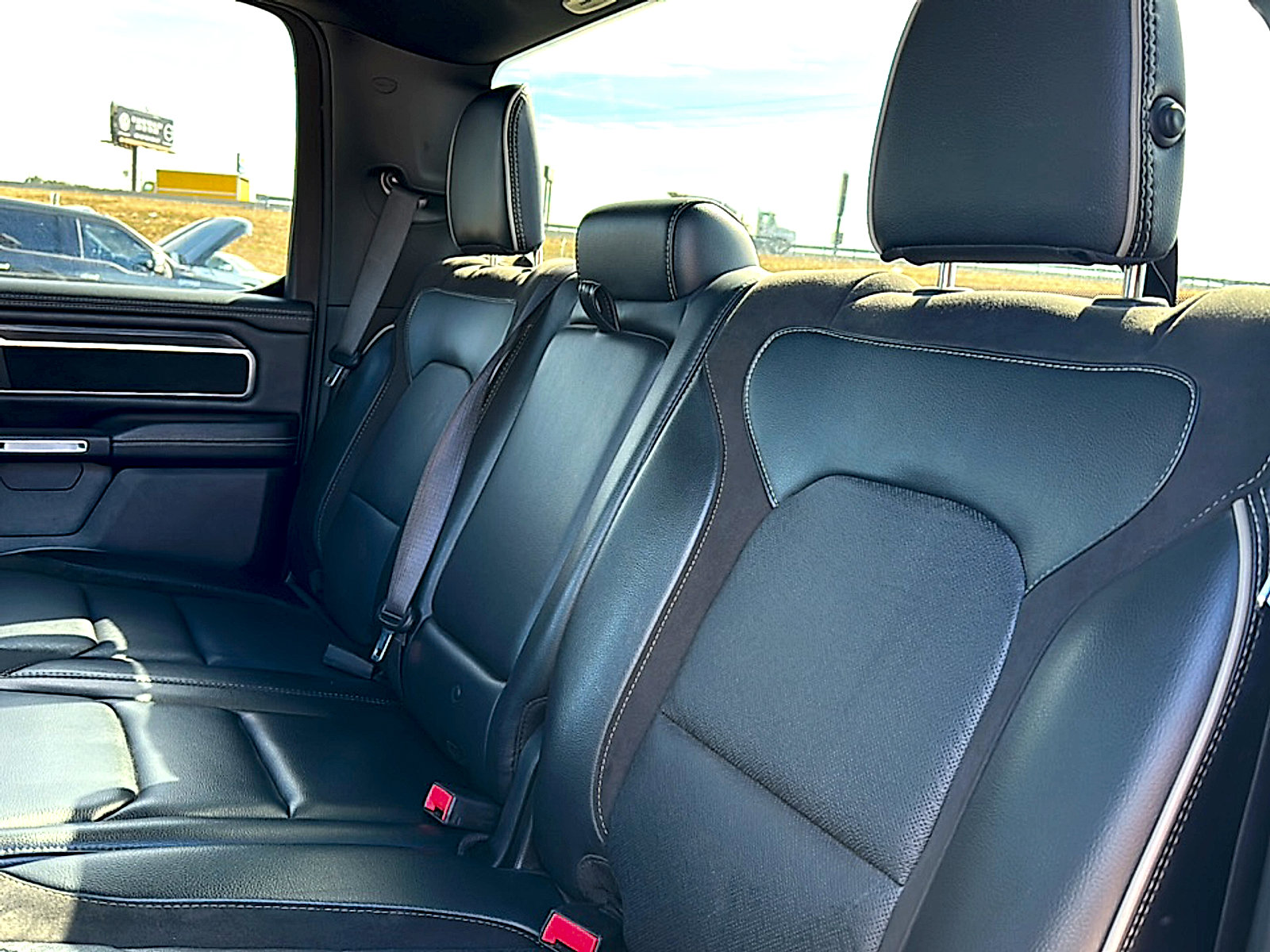 Used 2024 RAM 1500 Laramie image 19