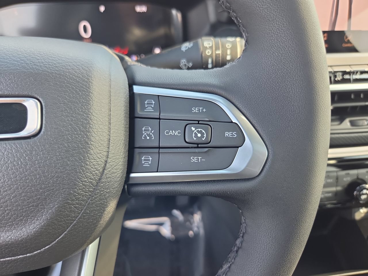 New 2026 Jeep Compass Limited w/ Sun, Sound & Navigation Group AWD/4WD image 29