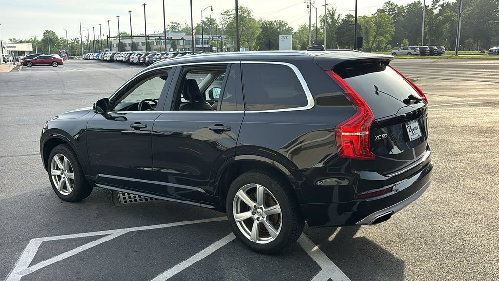 Used 2021 Volvo XC90 T6 Momentum w/ Protection Package Premier AWD/4WD image 4