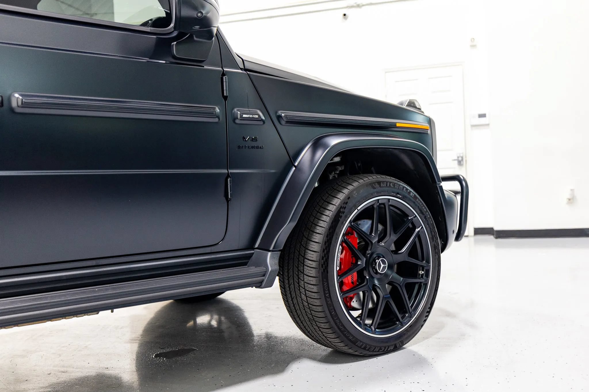 Used 2025 Mercedes-Benz G 63 AMG 4MATIC image 24
