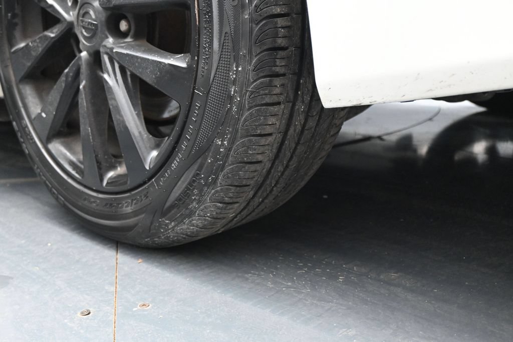 Used 2018 Nissan Altima 2.5 SV FWD image 24