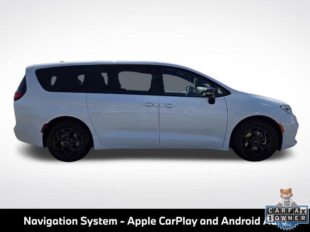 Used 2024 Chrysler Pacifica Limited FWD image 8