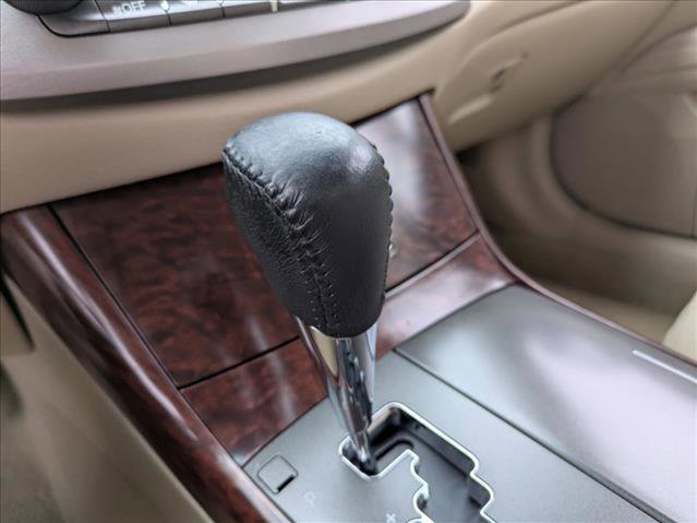 Used 2012 Toyota Avalon image 12