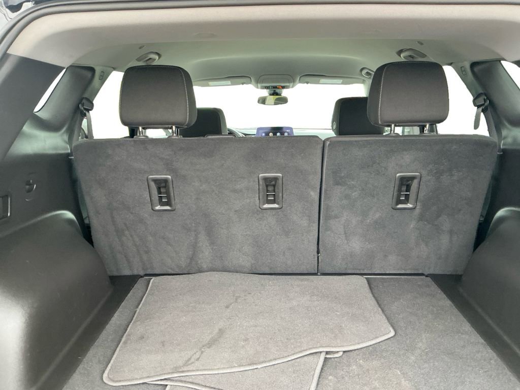 Used 2025 Chevrolet Blazer LT image 22