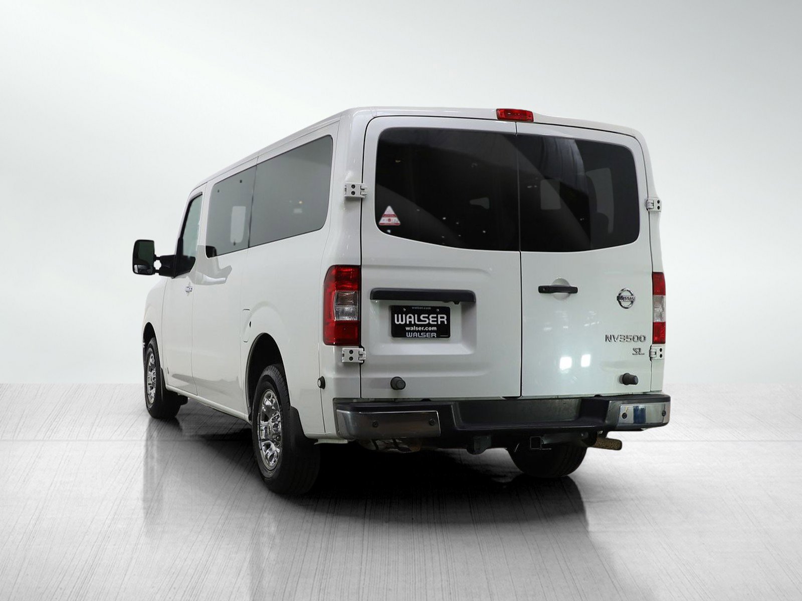 Used 2020 Nissan NV 3500 SL image 4