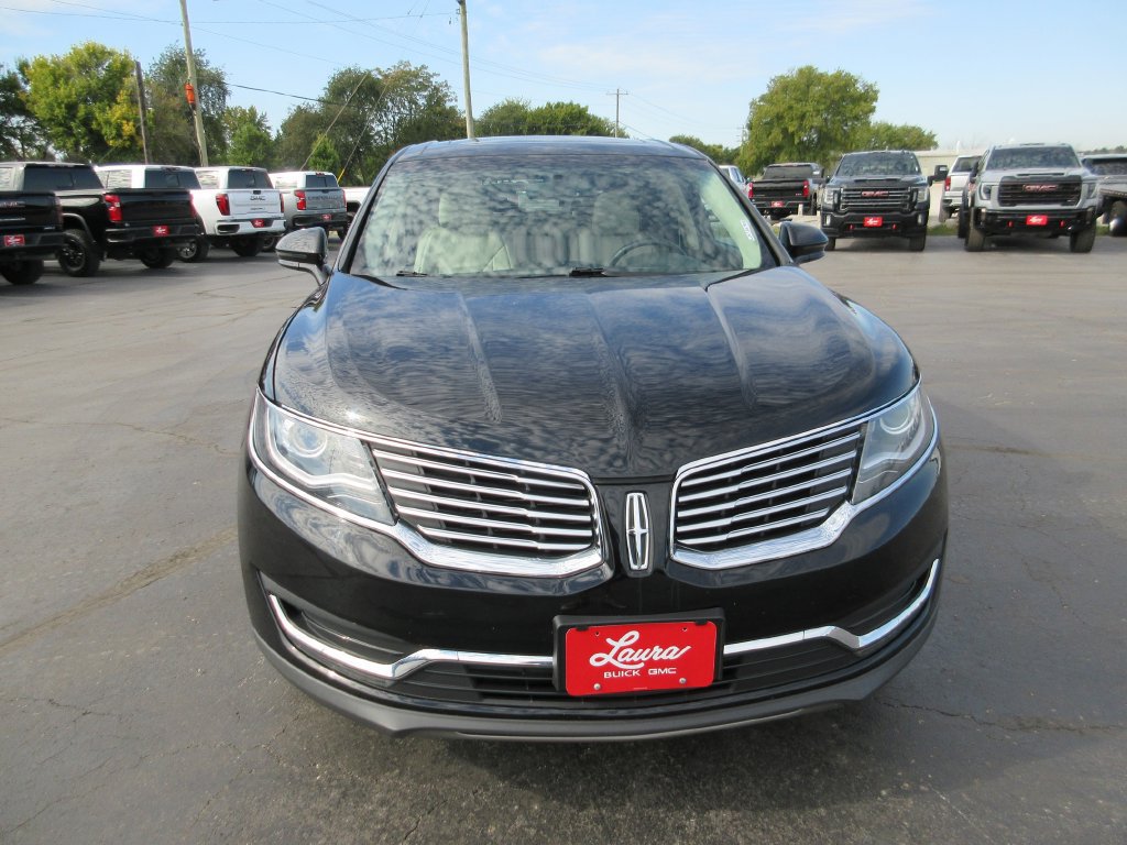 Used 2016 Lincoln MKX Select w/ Select Plus Package FWD image 13