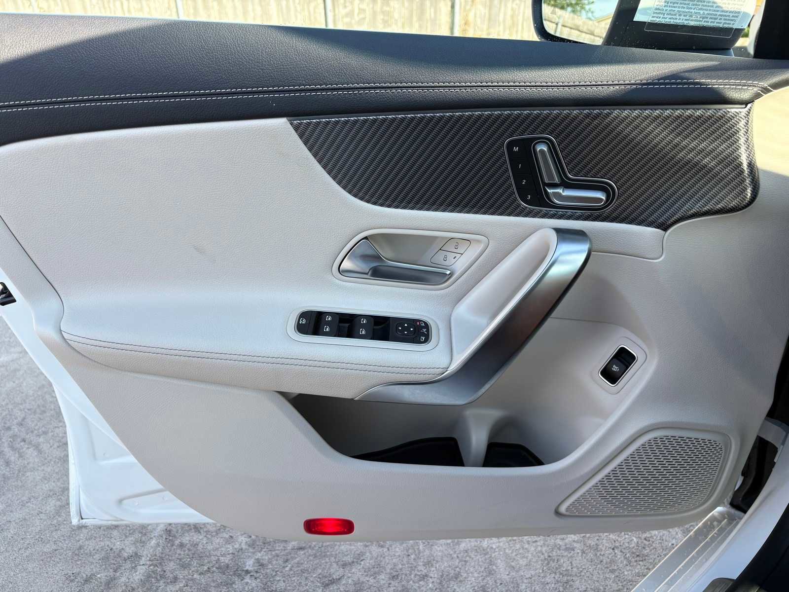 Certified 2025 Mercedes-Benz CLA 250 4MATIC image 13