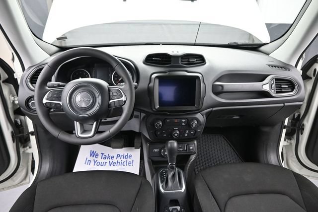 Used 2023 Jeep Renegade Latitude AWD/4WD image 31