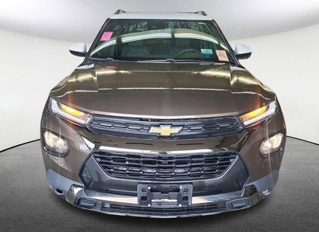 Used 2022 Chevrolet TrailBlazer ACTIV w/ Sun and Liftgate Package image 2