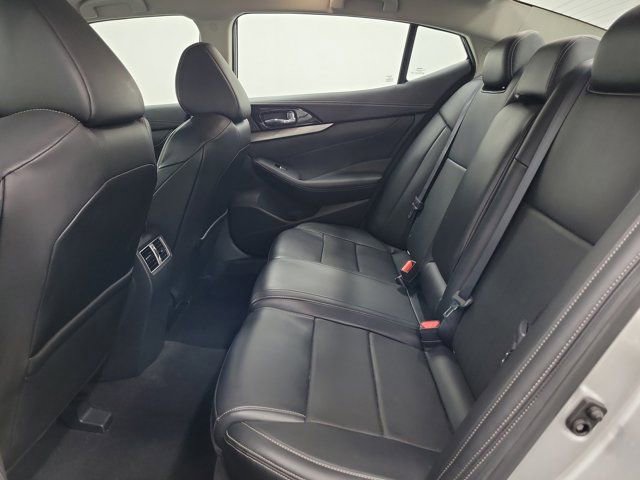 Certified 2022 Nissan Maxima SV w/ Floor Mat Group FWD image 12