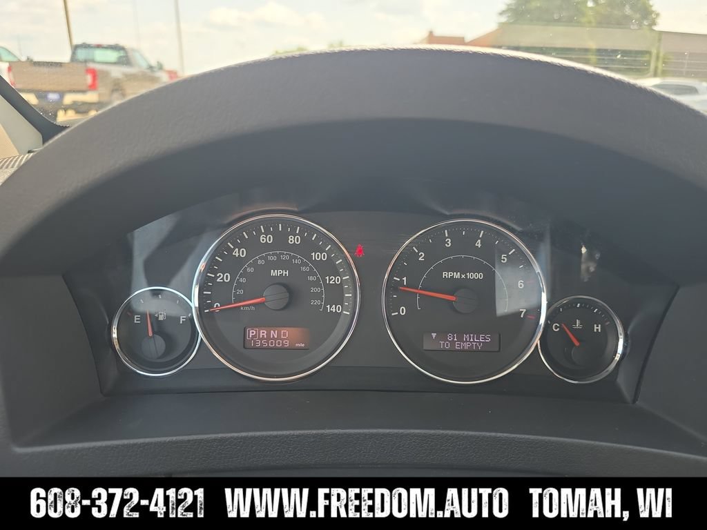 Used 2009 Jeep Grand Cherokee Laredo w/ Trailer Tow Group AWD/4WD image 14