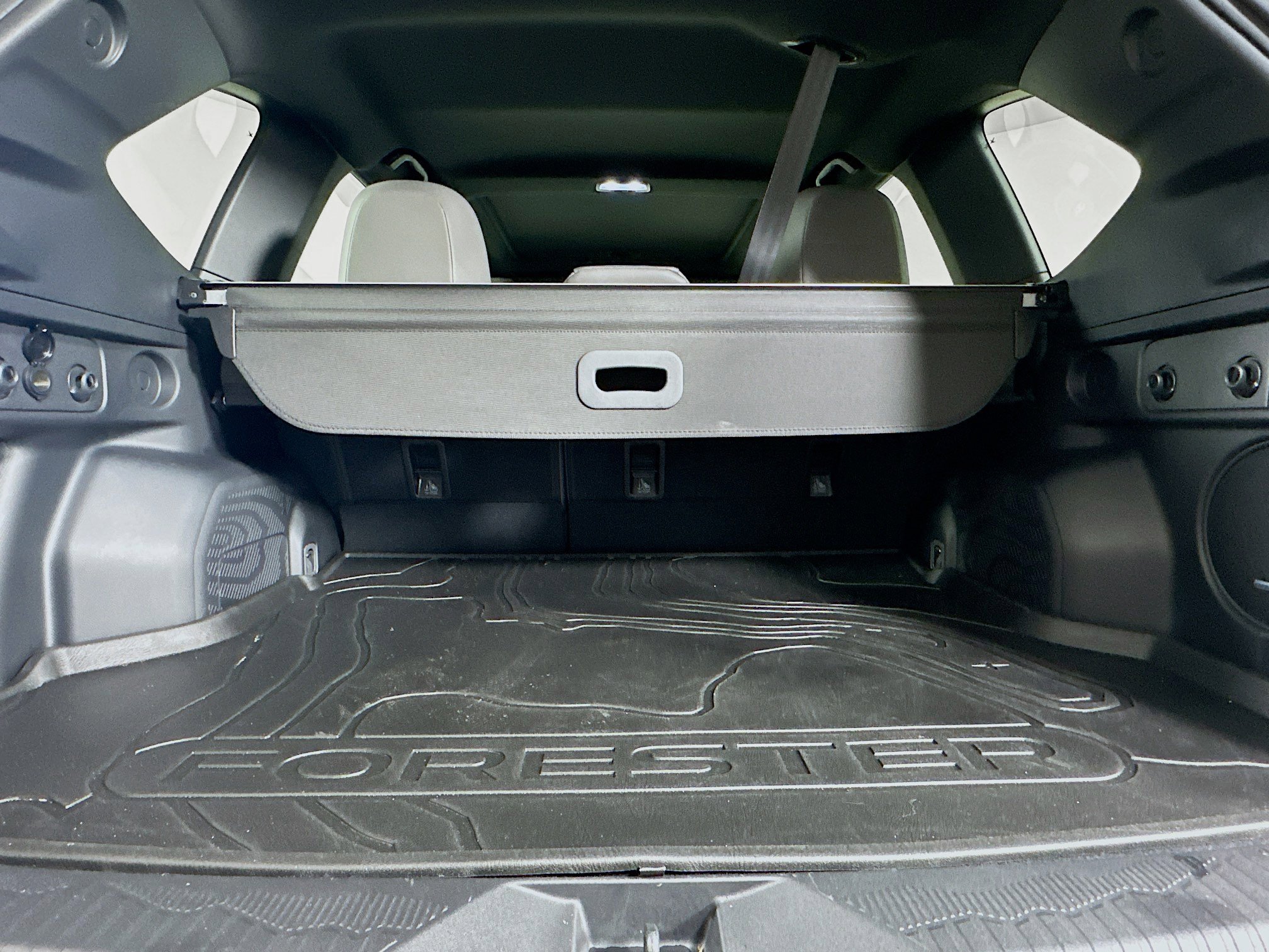 Used 2025 Subaru Forester Limited image 28