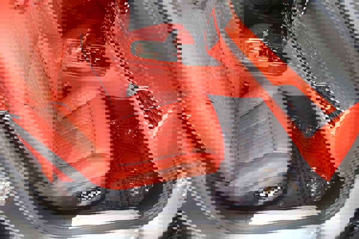 Used 2022 BMW ALPINA B7 xDrive w/ Luxury Rear Seating Package image 15