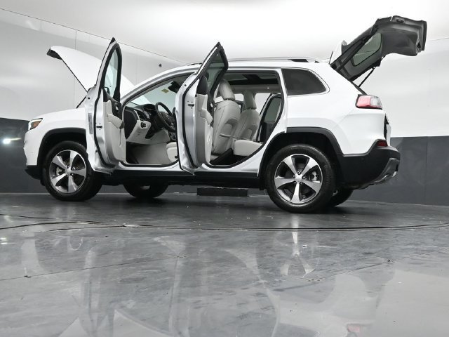 Used 2021 Jeep Cherokee Limited AWD/4WD image 53