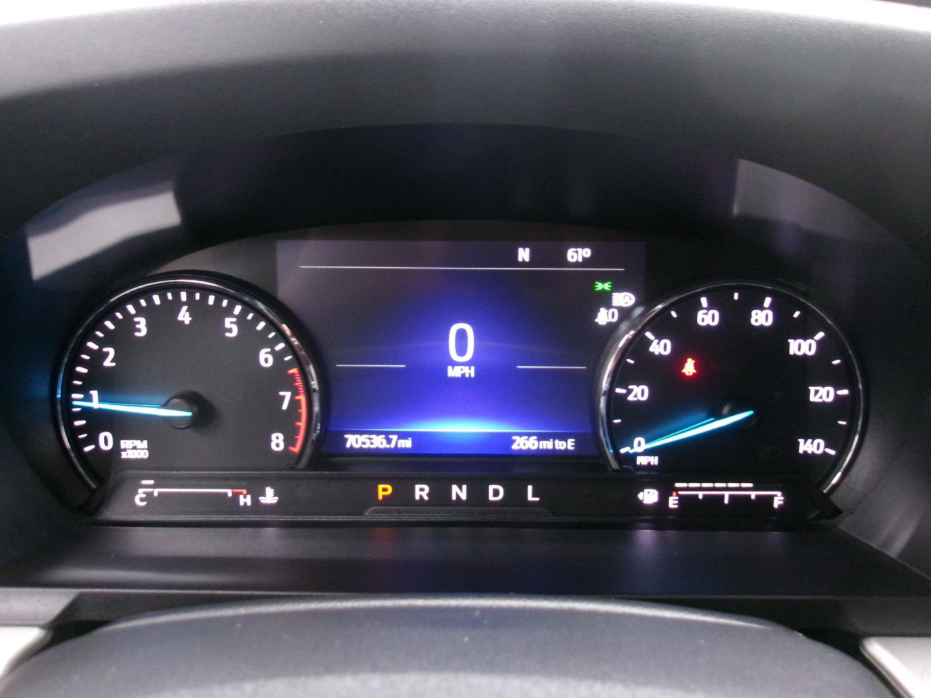 Used 2022 Ford Explorer XLT w/ Equipment Group 202A AWD/4WD image 7
