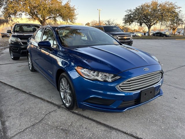 Used 2017 Ford Fusion S image 2