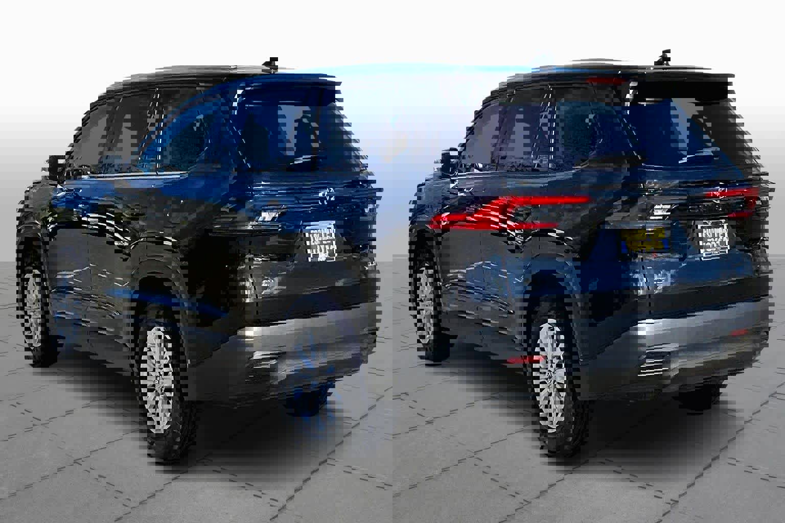 Certified 2025 Toyota Grand Highlander AWD image 11