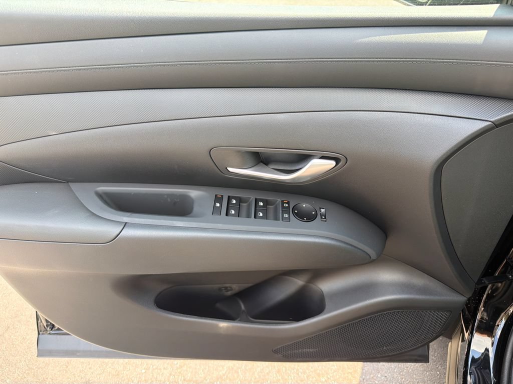 New 2026 Hyundai Santa Cruz SE FWD image 12