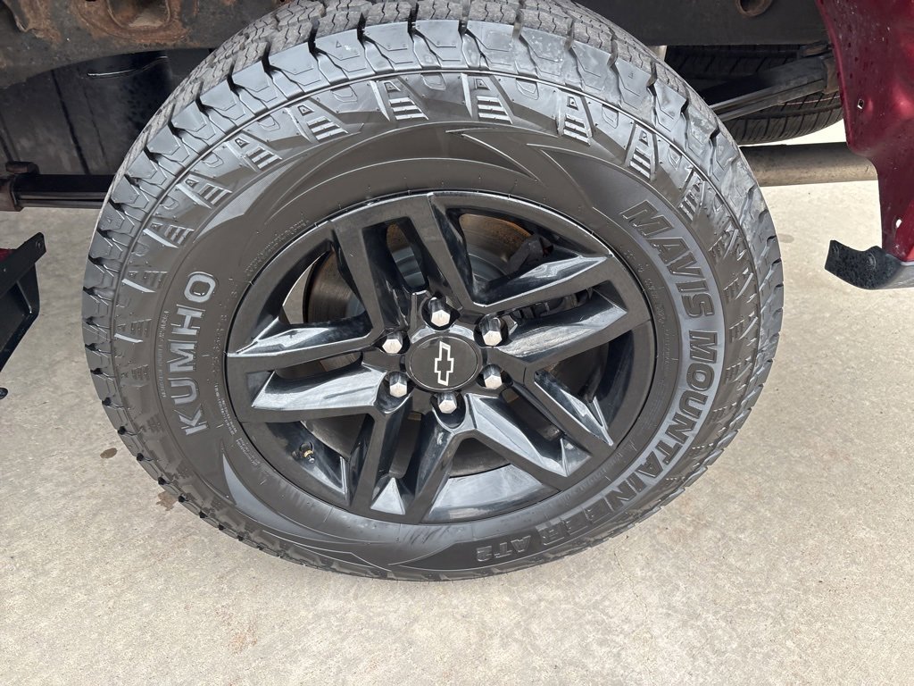 Used 2020 Chevrolet Silverado 1500 LT Trail Boss image 16