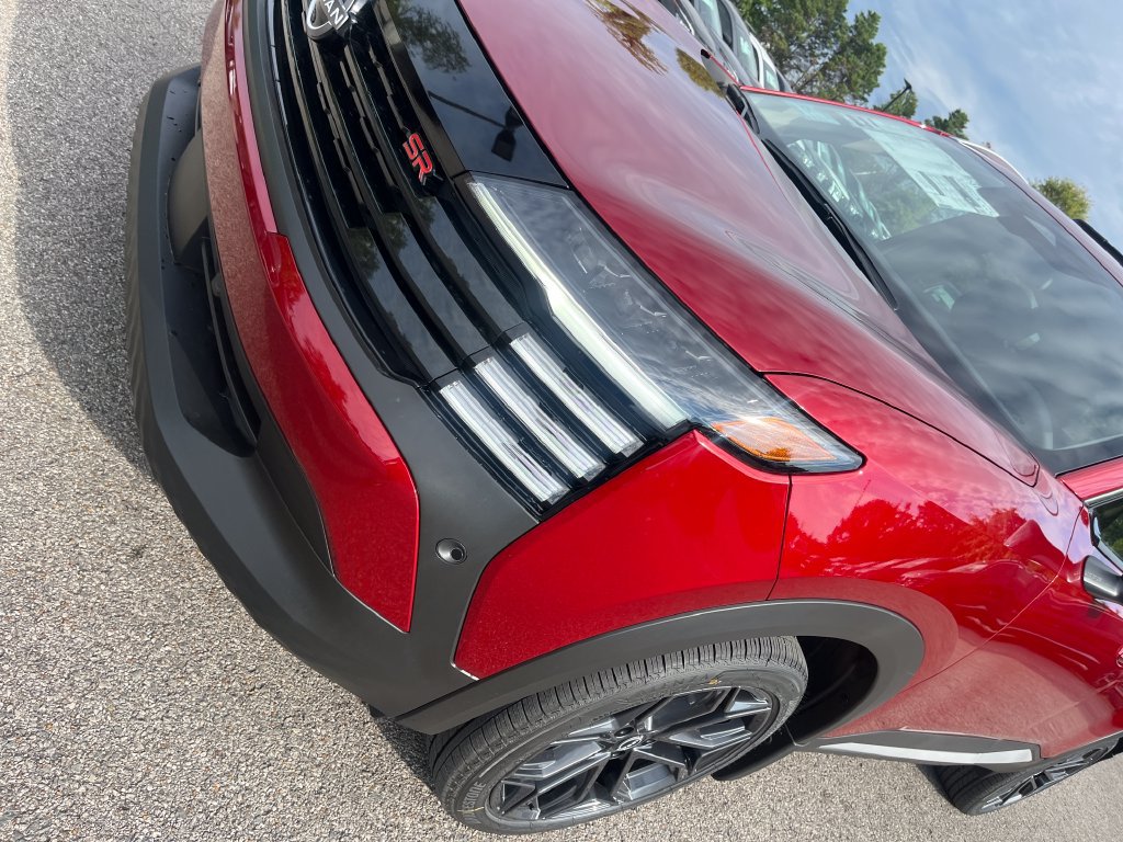 New 2027 Nissan Kicks SR w/ SR Premium Package FWD image 34