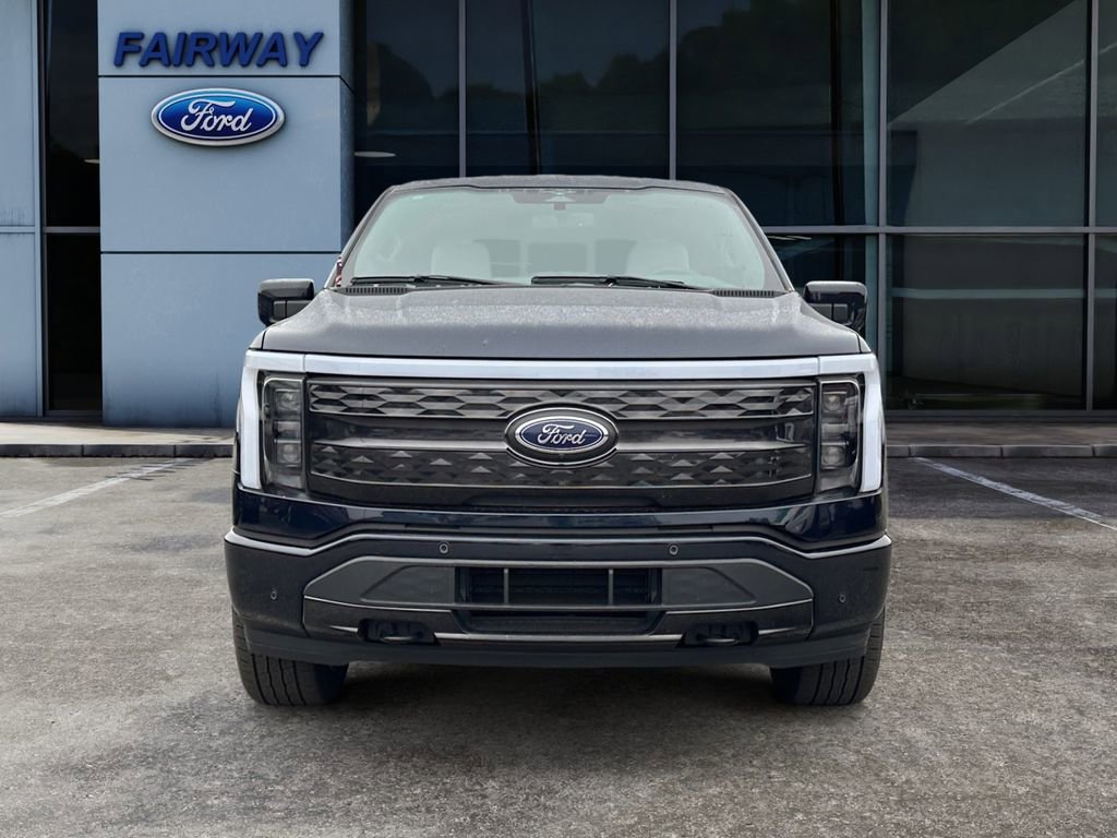 Used 2023 Ford F150 Lightning Platinum image 2
