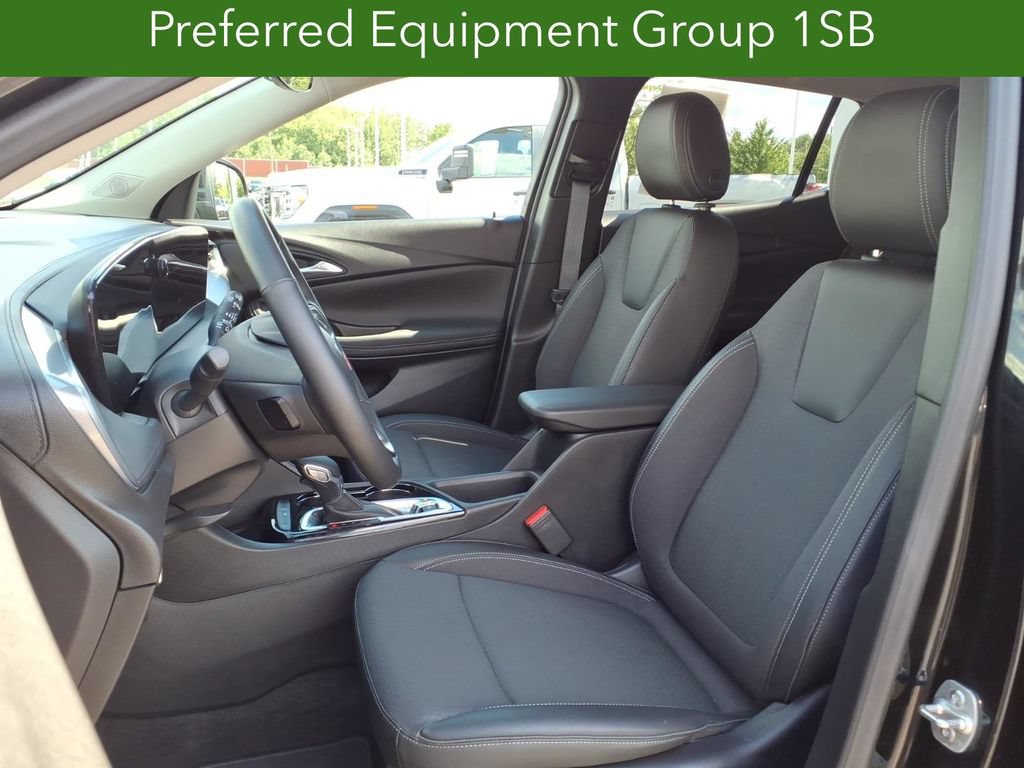 Certified 2024 Buick Encore GX Preferred w/ Comfort Package FWD image 16