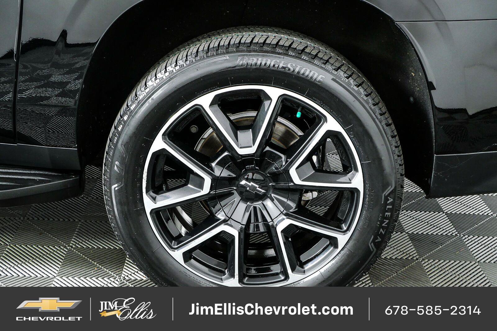Certified 2024 Chevrolet Suburban RST w/ Luxury Package RWD image 40