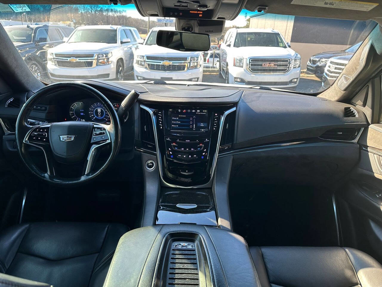 Used 2018 Cadillac Escalade ESV Platinum image 18