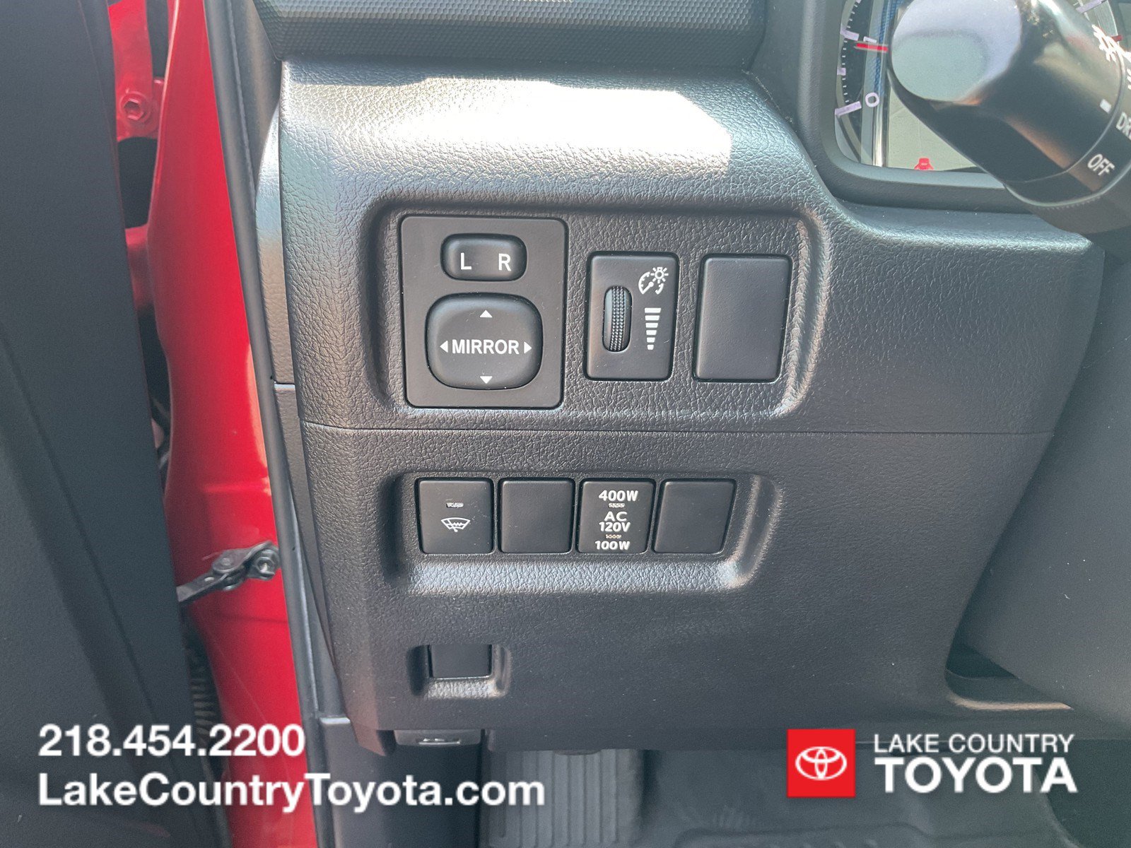 Used 2017 Toyota 4Runner SR5 Premium AWD/4WD image 30