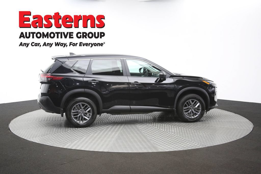 Used 2023 Nissan Rogue S AWD/4WD image 45