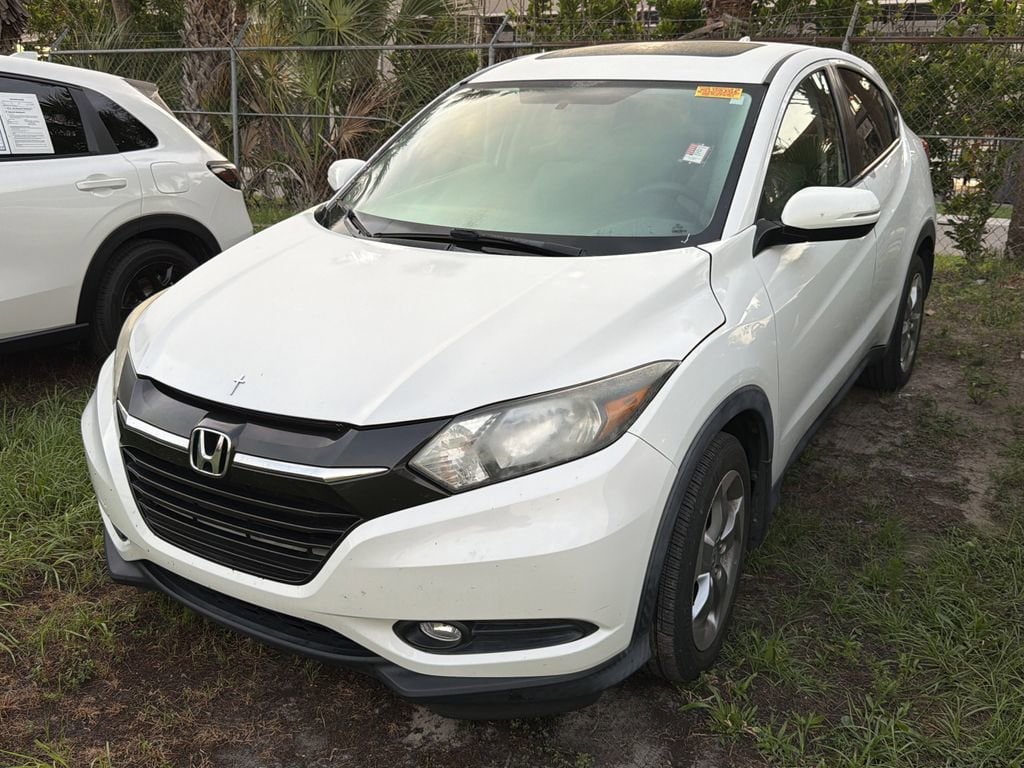 Used 2017 Honda HR-V EX image 3