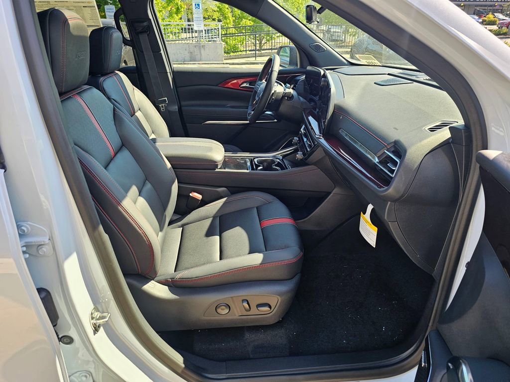 New 2026 Chevrolet Traverse RS AWD/4WD image 11