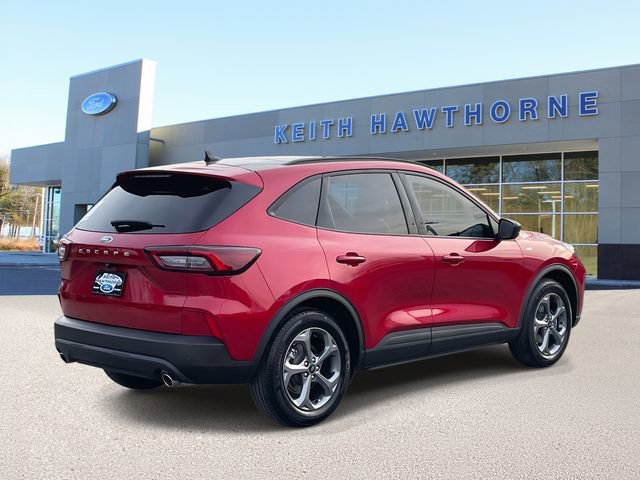 Certified 2025 Ford Escape ST-Line w/ Tech Pack #1 FWD image 6