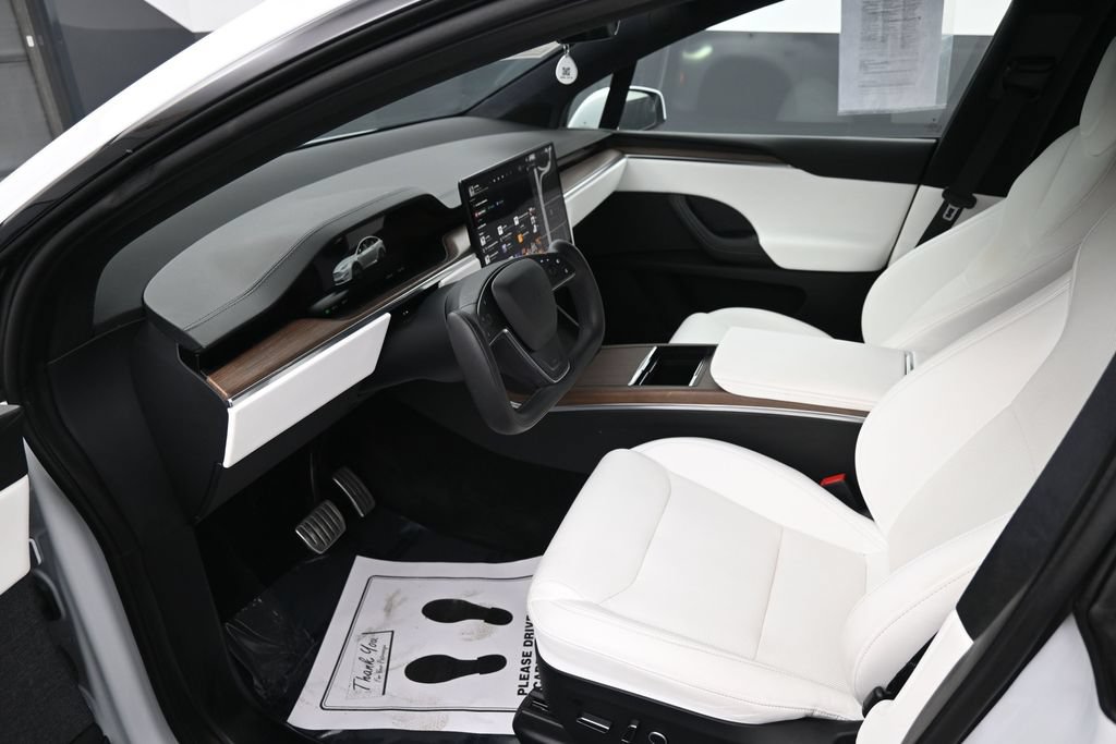 Used 2023 Tesla Model X AWD/4WD image 21