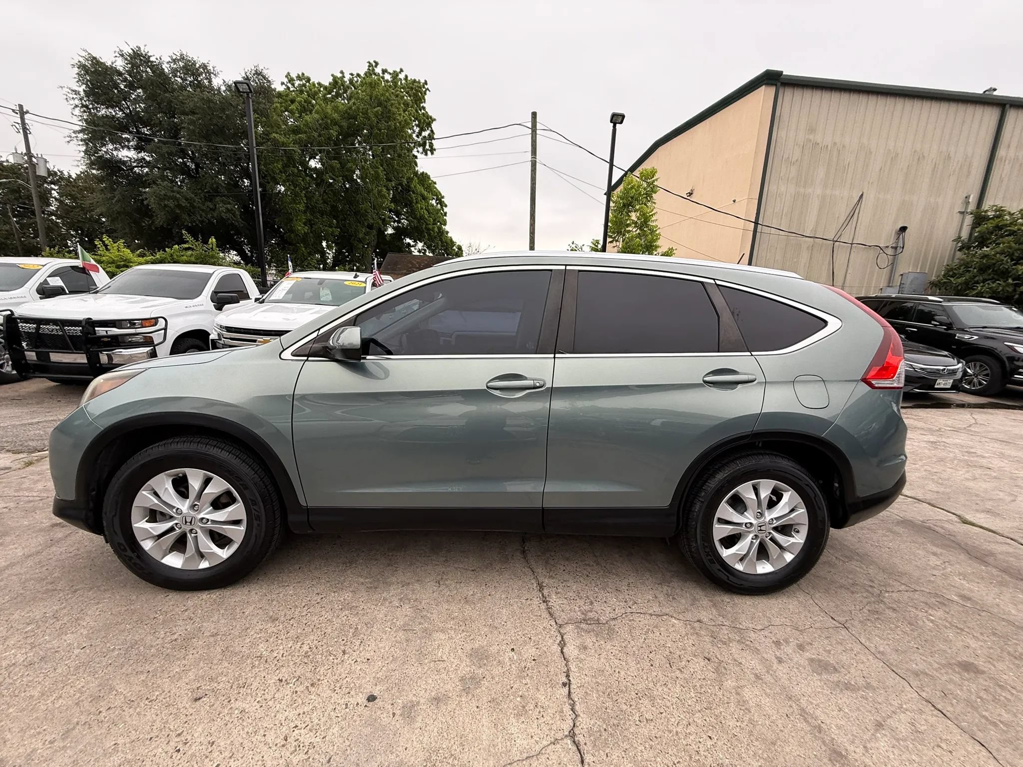 Used 2012 Honda CR-V EX-L image 4