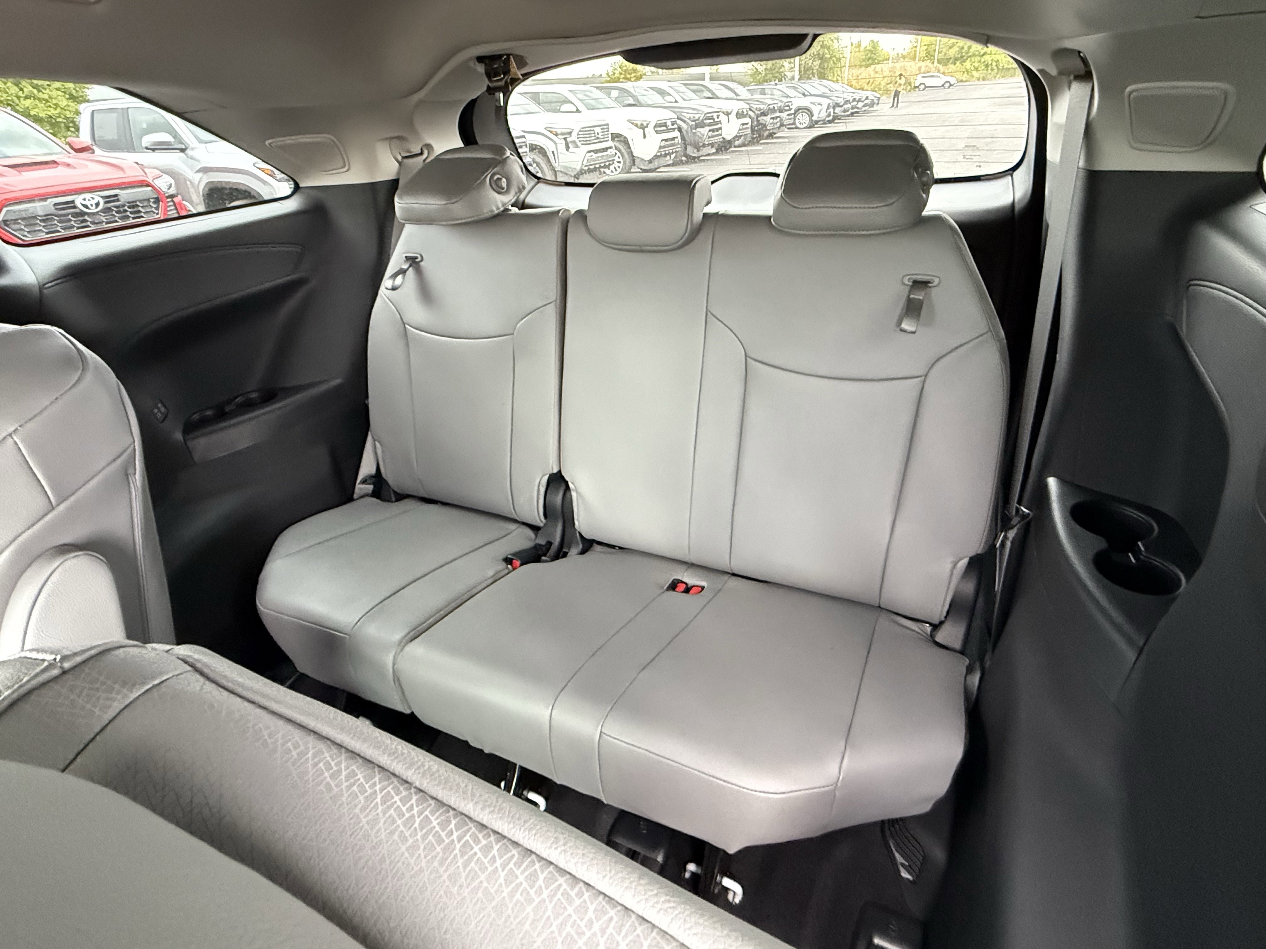 New 2025 Toyota Sienna XLE w/ XLE Plus Package image 11