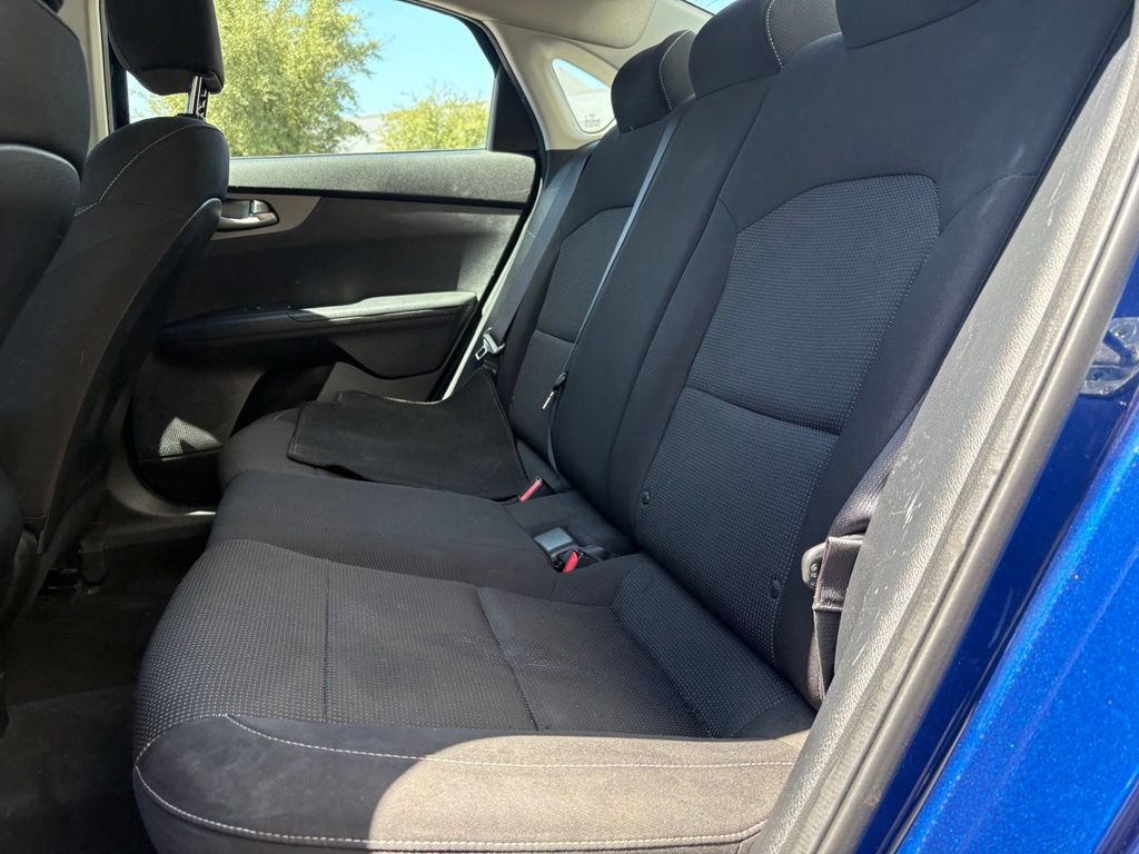 Used 2019 Kia Forte LXS FWD image 9