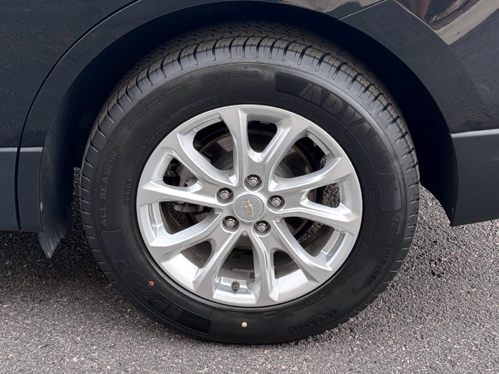 Used 2020 Chevrolet Equinox LS AWD/4WD image 15