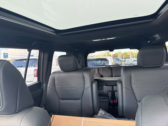 New 2025 Lexus GX 550 w/ Accessory Package (2T) image 23