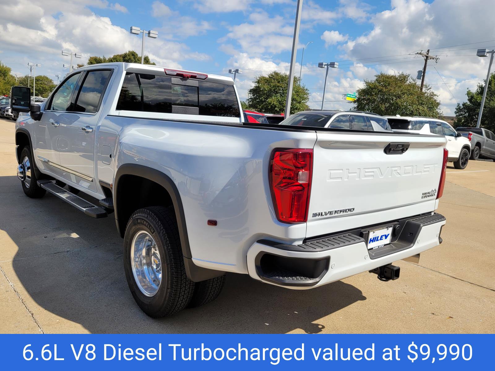 New 2026 Chevrolet Silverado 3500 High Country w/ High Country Premium Package AWD/4WD image 3