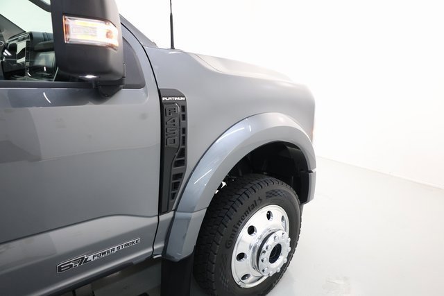 Used 2025 Ford F450 Platinum w/ FX4 Off-Road Package image 79