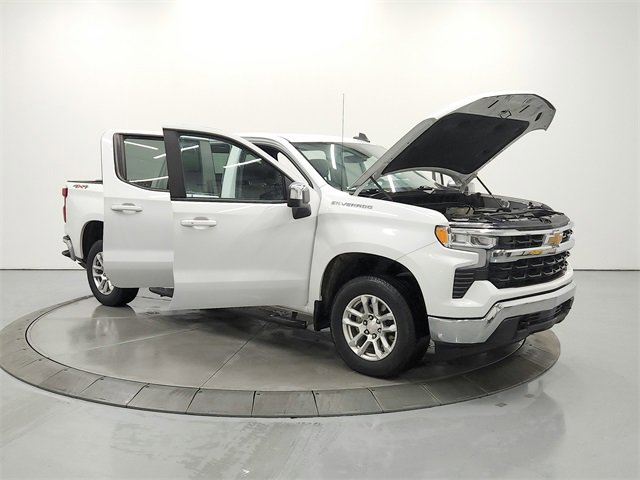 Used 2023 Chevrolet Silverado 1500 LT image 10