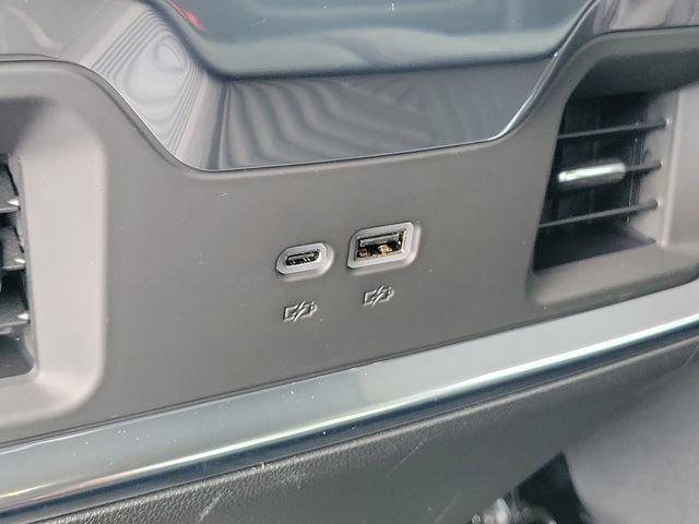 New 2026 Chevrolet Silverado 1500 LTZ AWD/4WD image 16