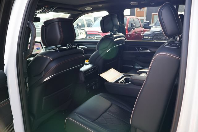 New 2026 Jeep Grand Wagoneer L Summit AWD/4WD image 8