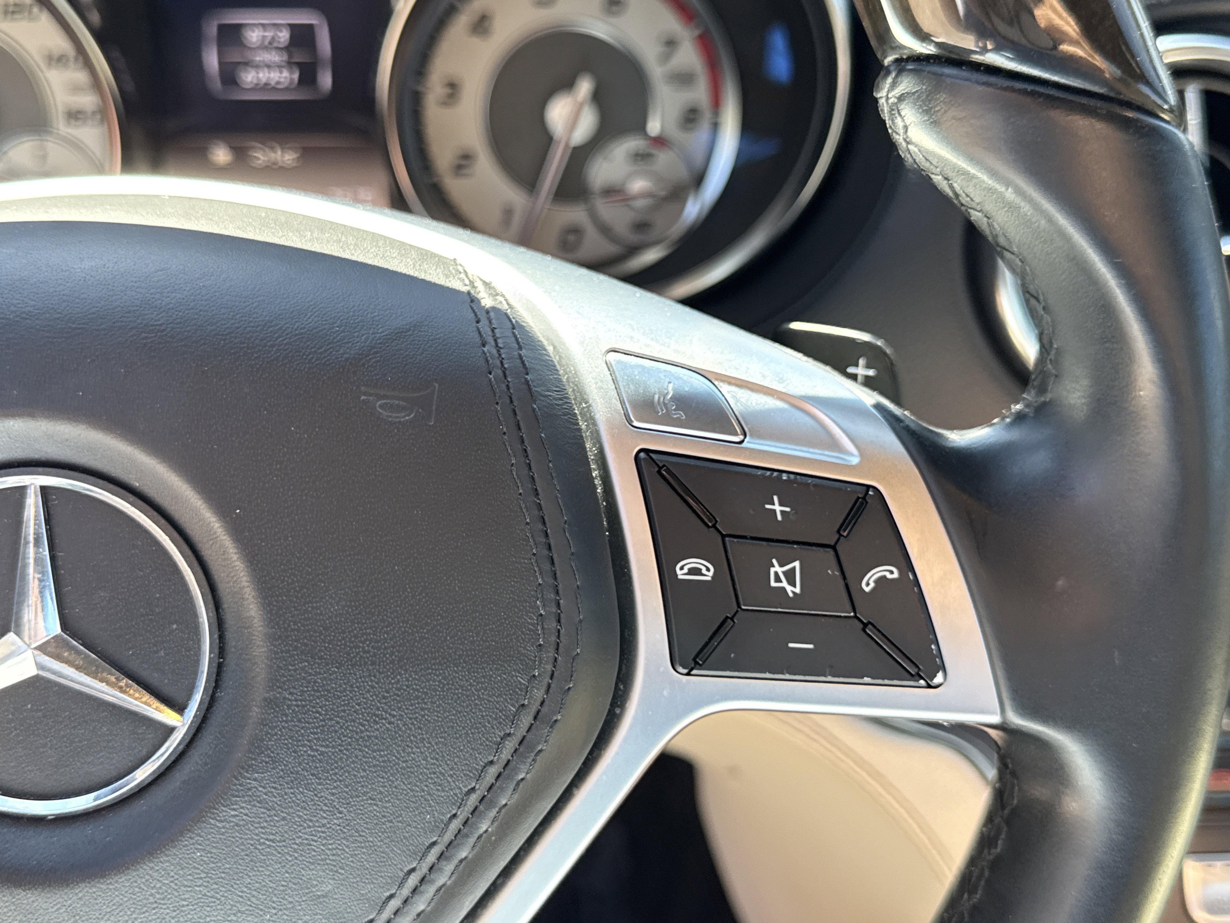 Used 2013 Mercedes-Benz SL 550 image 13