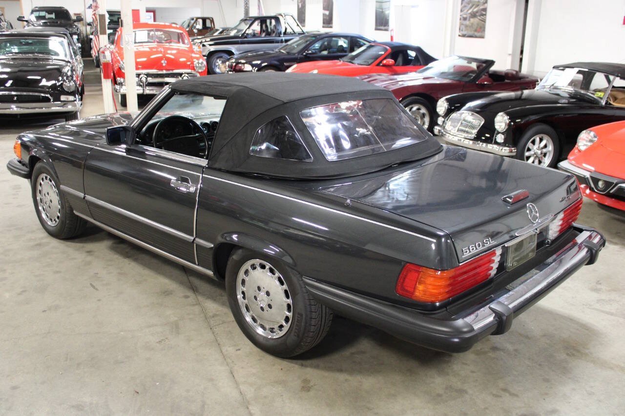 Used 1988 Mercedes-Benz 560 SL image 16