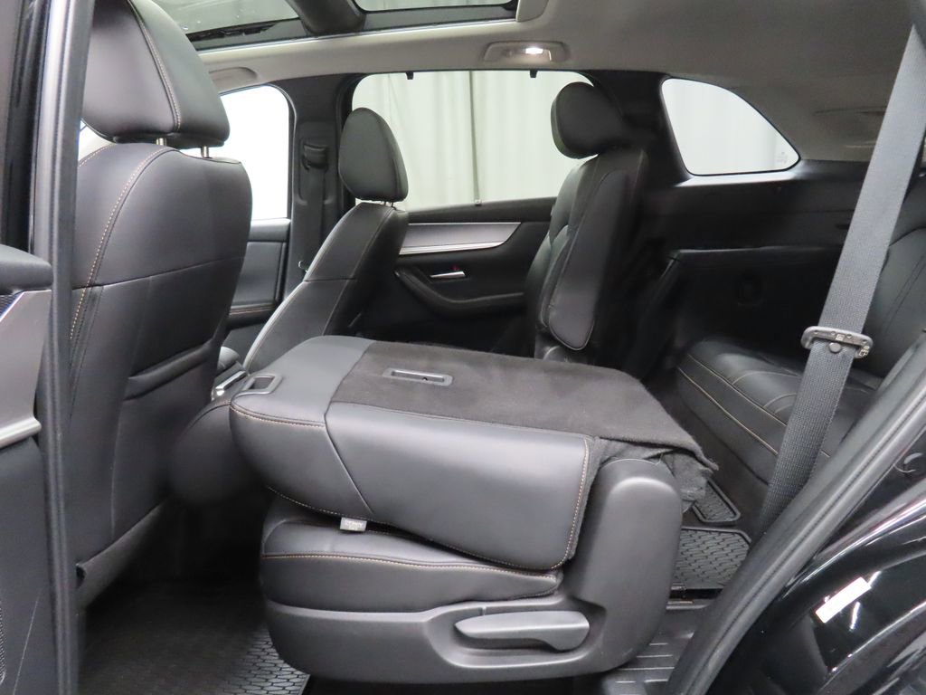 Used 2024 MAZDA CX-90 Plug-In Hybrid w/ Premium Pkg image 46