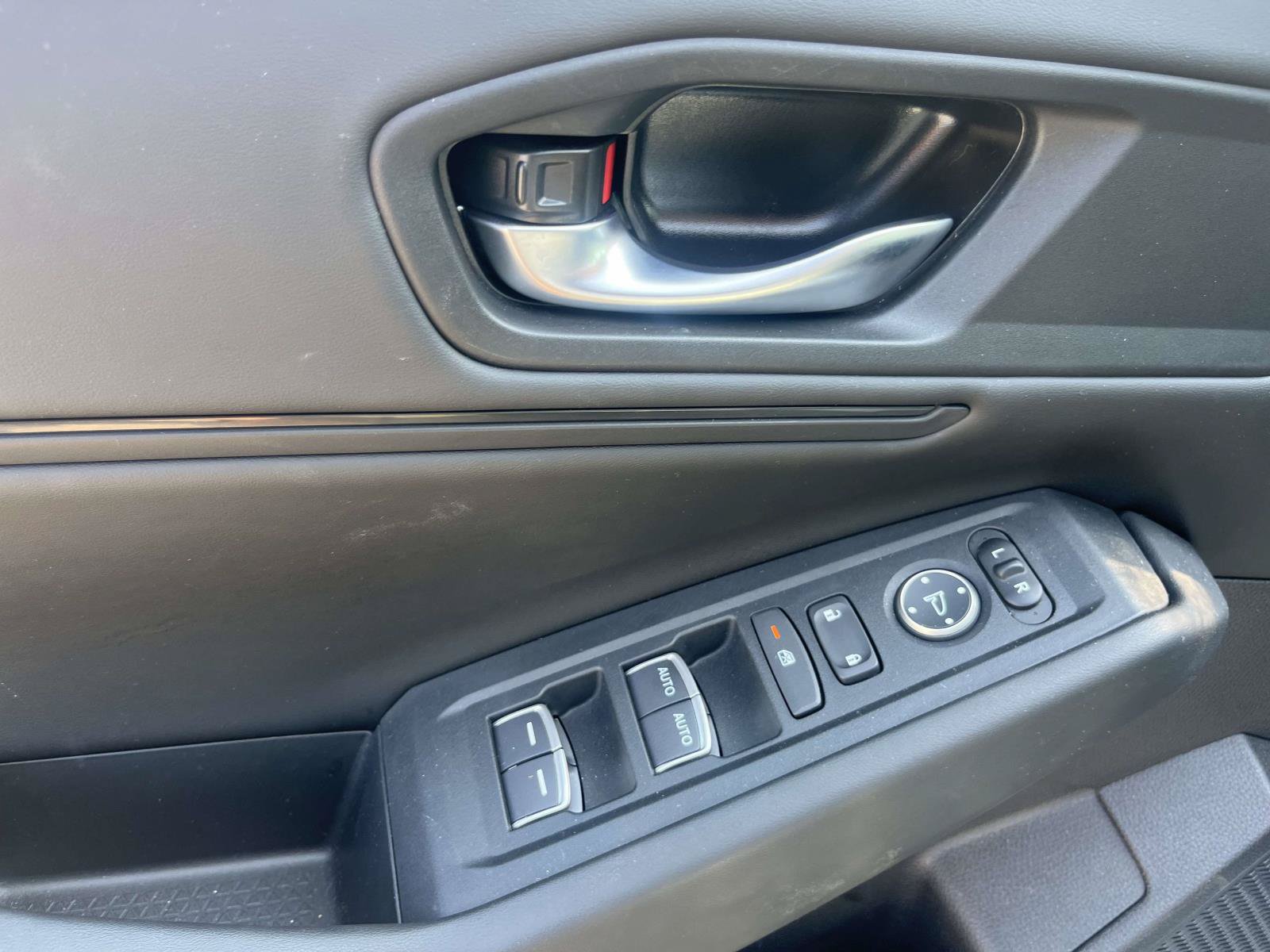 Used 2023 Honda Accord EX image 14