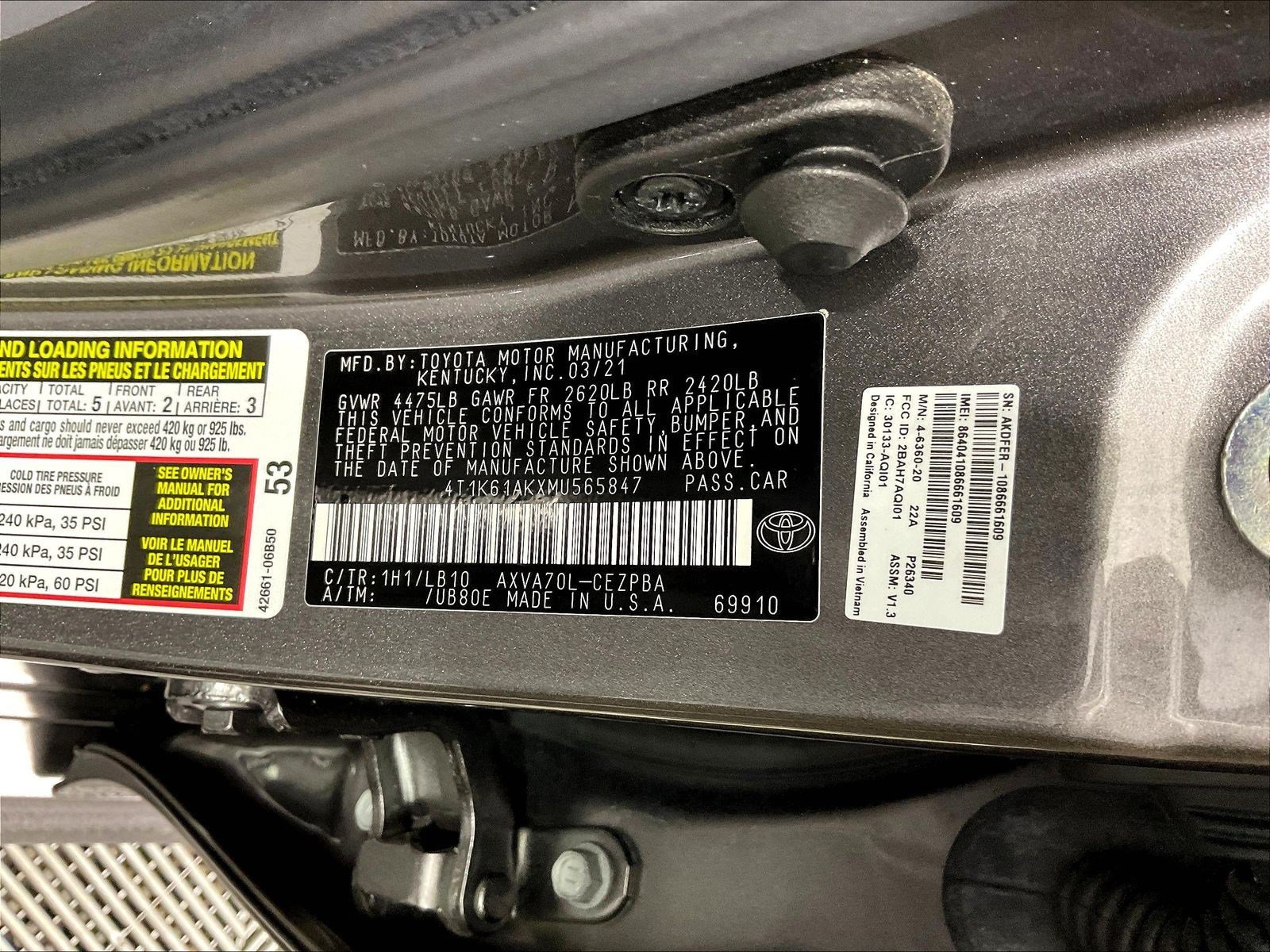 Used 2021 Toyota Camry XSE FWD image 18