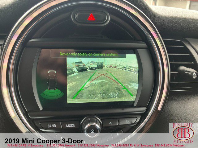 Used 2019 MINI Cooper 2-Door Hardtop w/ Storage Package image 15